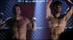 Comment s'appelle la famille des chasseurs qui ont enlev Derek et Peter ?