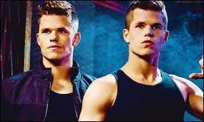 Comment s'appellent les jumeaux ?