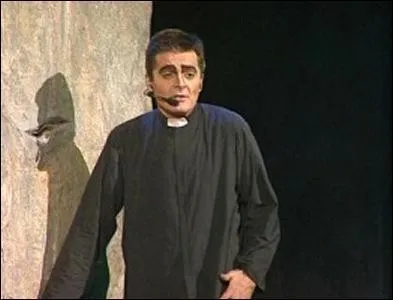Dans  Tu vas me dtruire  de  Frollo  (Daniel Lavoie), les paroles sont