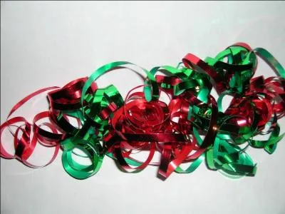 Je trouve ce mot charmant, je vous le propose, et j'espre vous faire plaisir si je vous demande ce que sont des  haguigntes .