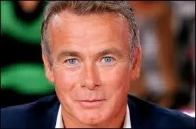 N le 7 novembre 1 963 en Haute Normandie, C'est un acteur et humoriste franais. Il a jou dans beaucoup de films comme  Disco ,  Camping ,  Fiston ,  Les seigneurs ,  Boule et Bill ,  Incognito  et plein d'autres. C'est :