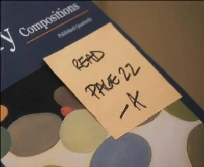 pisode 10 : Lorsqu'Aria a ouvert son casier, elle a trouv un livre et une note de A, lui disant d'aller voir  la page 22. On y retrouve un pome crit par...