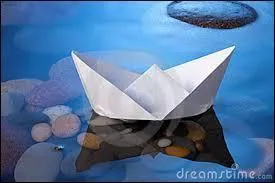 Regardez ce mignon navire... et dites-moi l'important