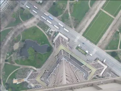 Combien a-t-elle de piliers ?