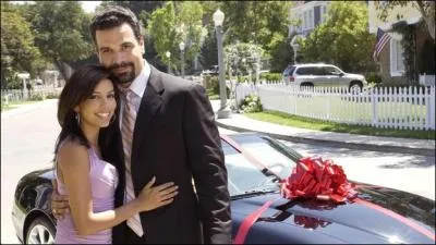 Pourquoi Gabrielle Solis cherche-t-elle des excuses pour aller aux toilettes chez les gens ?