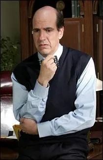 Bree Van de Kamp voit un thérapeute conjugal avec son mari Rex afin...