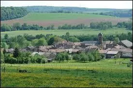 Chauvency-le-Château est un village Meusien situé en région ...