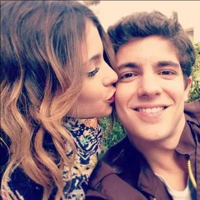 De qui Maxi est-il tombé amoureux ?