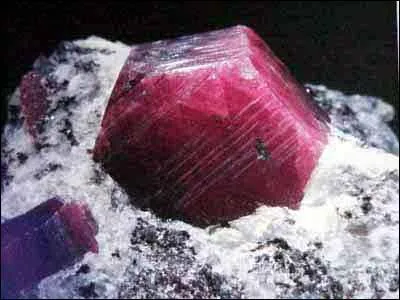 Quelle est cette pierre prcieuse ?