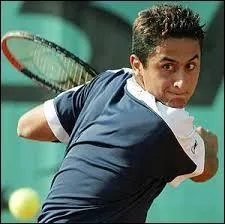 De quel pays vient Nicolas Almagro ?