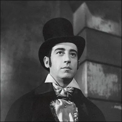 Mon créateur, Alexis Ponson du Terrail, a fait de moi un génie du mal repenti qui vivra des aventures pleines de rebondissements où se côtoient fantastique, horreur et comédie, extravagantes quoi. Je ne porte pas mon nom pour rien.