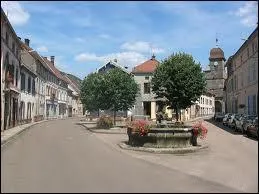 Nous sommes à Faucogney-et-la-Mer, commune franc-comtoise située dans le département ...