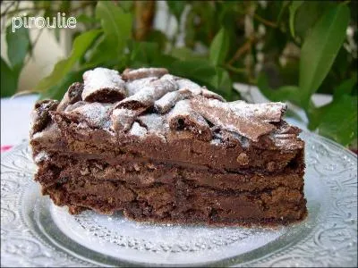 Une jolie portion de gâteau va terminer le repas :