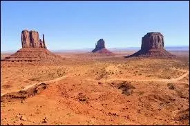 Dans quel État des États-Unis se trouve Monument Valley ?
