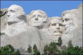 Le mont Rushmore se trouve aux USA, mais dans quel État se trouve-t-il ?