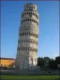 Tour d'Italie mondialement célèbre, où se trouve-t-elle ?