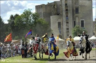 Aujourd'hui ce mot est tombé dans l'oubli, mais au Moyen Age, on pouvait parader dessus !