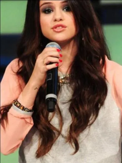 Quel est son nom complet ?