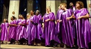 C'est un chant religieux chanté par les chrétiens noirs. Le thème de cette image est...