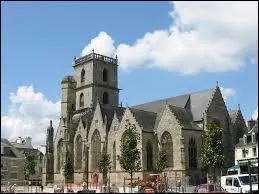 Je vous emmène à la découverte de la ville de Ploërmel. Nous nous rendons dans le département ...