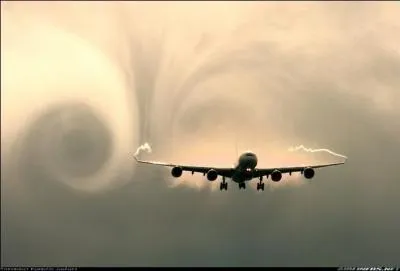 Dans laquelle de ces anciennes chansons entend-on " Celui qui t'aime, là-bas, il a bien de la chance" ?