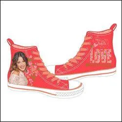 Quel est ce produit dérivé 'Violetta' ?