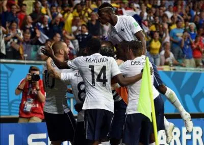 De quelqu'un, vous pouvez être sous sa ...