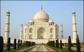 Quelle est la capitale de l'Inde qui est un pays asiatique ?