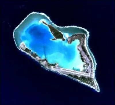 Quel drapeau flotte sur l'île de Wake?