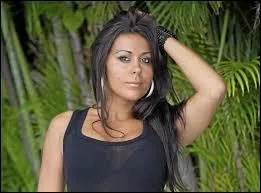 Vous allez certainement reconnaître cette jeune femme !