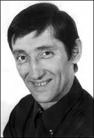 Juin : Albert Spaggiari est resté célèbre pour avoir organisé le ''casse du siècle'' en passant par les égouts de la ville. Quelle banque a été cambriolée ?