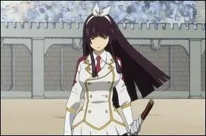 Lorsqu'elle se bat contre Yukino, elle...