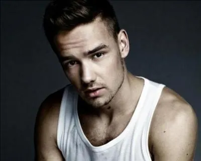 Quel est le nom de la plus grande soeur de Liam ?