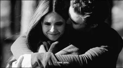 Pourquoi Elena décide de quitter Stefan ?