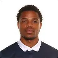 Comment s'appelle ce joueur de foot ?