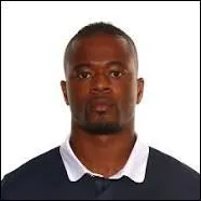 Comment s'appelle ce joueur de foot ?