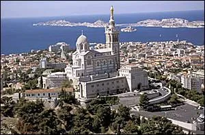 Comment s'appelle la basilique de Marseille ?