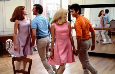 Qui a réalisé "Les Demoiselles de Rochefort", film musical sorti en 1967 ?