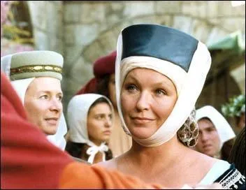 A quelle époque se déroule le roman de Jeanne Bourin intitulé "La Chambre des dames" ?