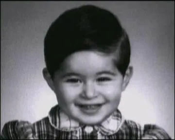 Qui est ce joli petit garçon ?