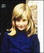 Qui est cette jolie petite fille ?