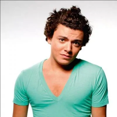 Kev Adams joue dans la série "Soda". Vrai ou faux ?