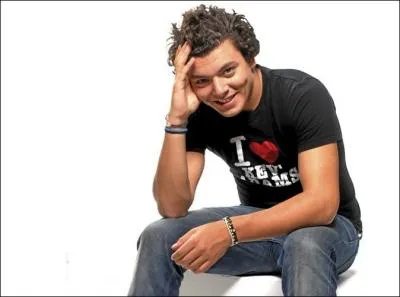 Kev Adams est né en 1992. Vrai ou faux ?