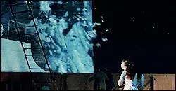 Lors de la collision avec l'iceberg, comment cette scène a-t-elle été tournée ?