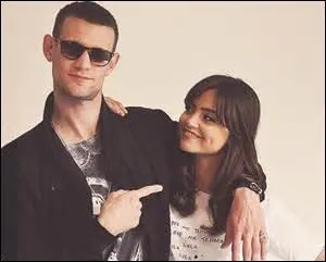Il a eu deux enfants avec Jenna Louise Coleman; Christopher et Elena.