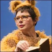 Quelle actrice est ici reconnaissable sous la peau d'une sorte de Madame Fozzie ?