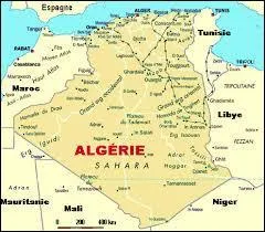 Que trouve-t-on sur le drapeau de l'Algérie ?