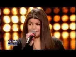 Comment s'appelle cette fille qui est venue chanter pour La Fouine?