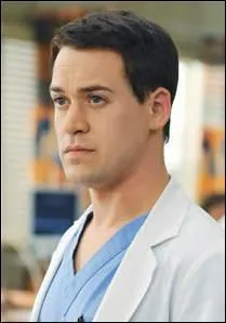 Durant la série, quels personnages sont décédés ?