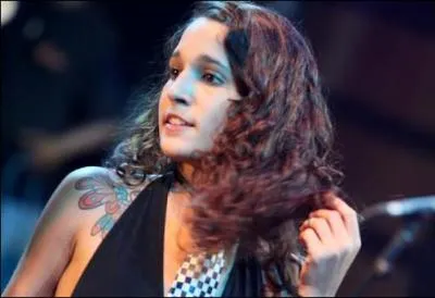 Comment s'appelle leur sur ?